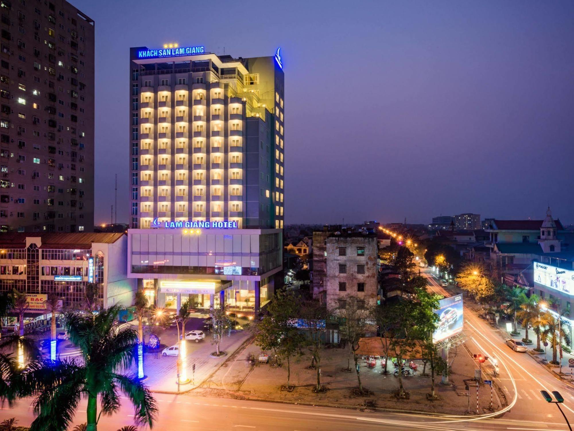 Lam Giang Hotel Vinh Extérieur photo