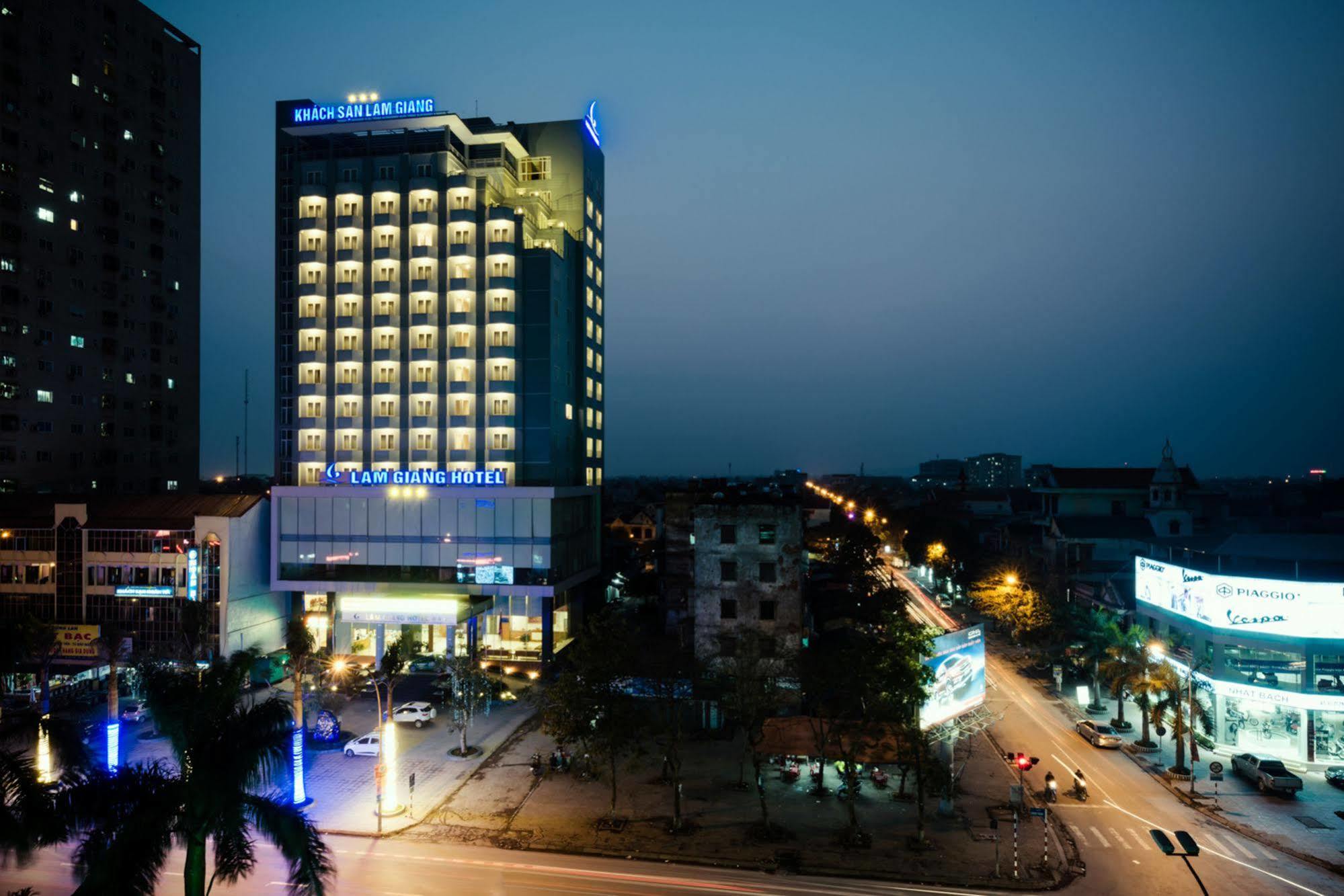 Lam Giang Hotel Vinh Extérieur photo