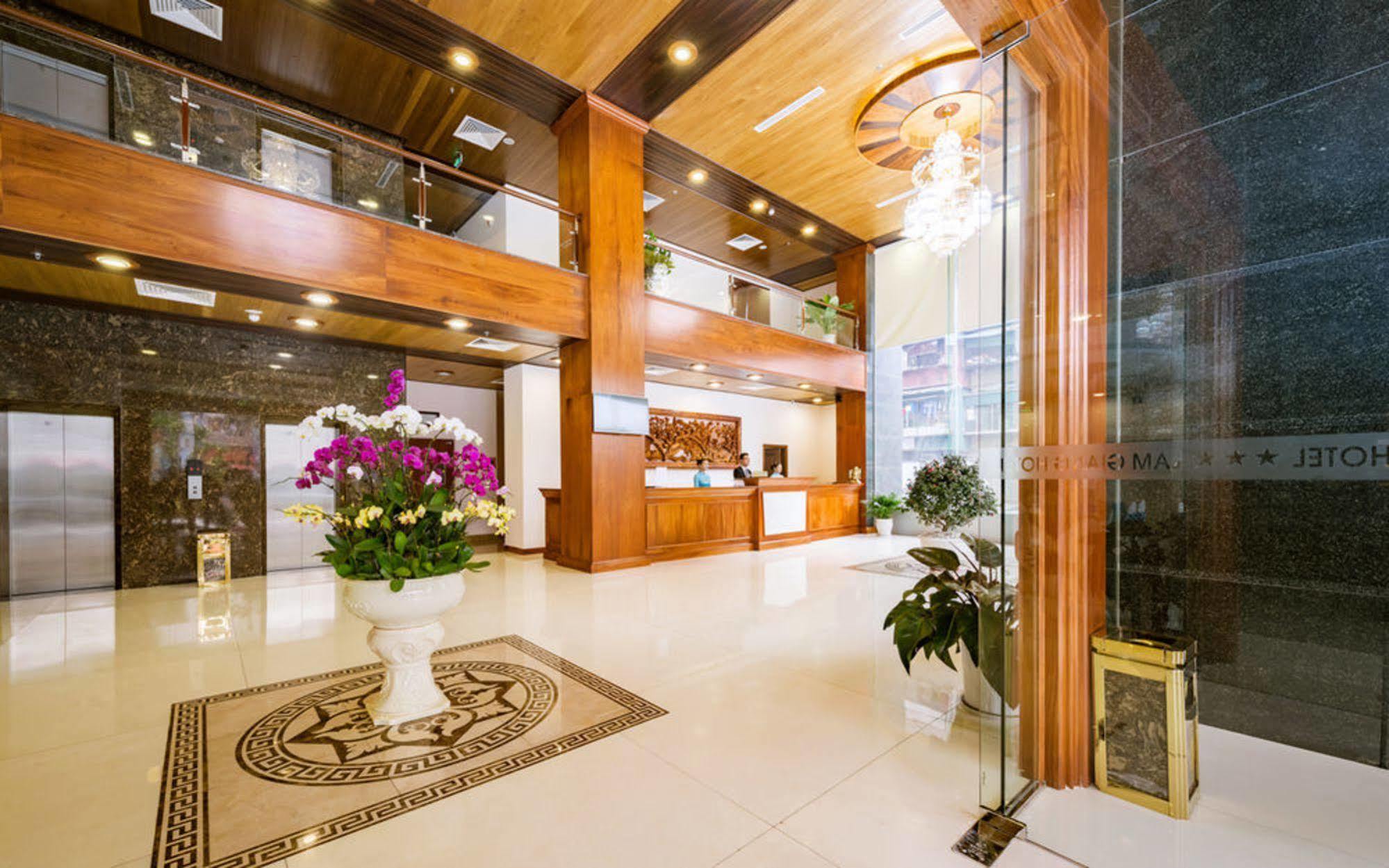 Lam Giang Hotel Vinh Extérieur photo