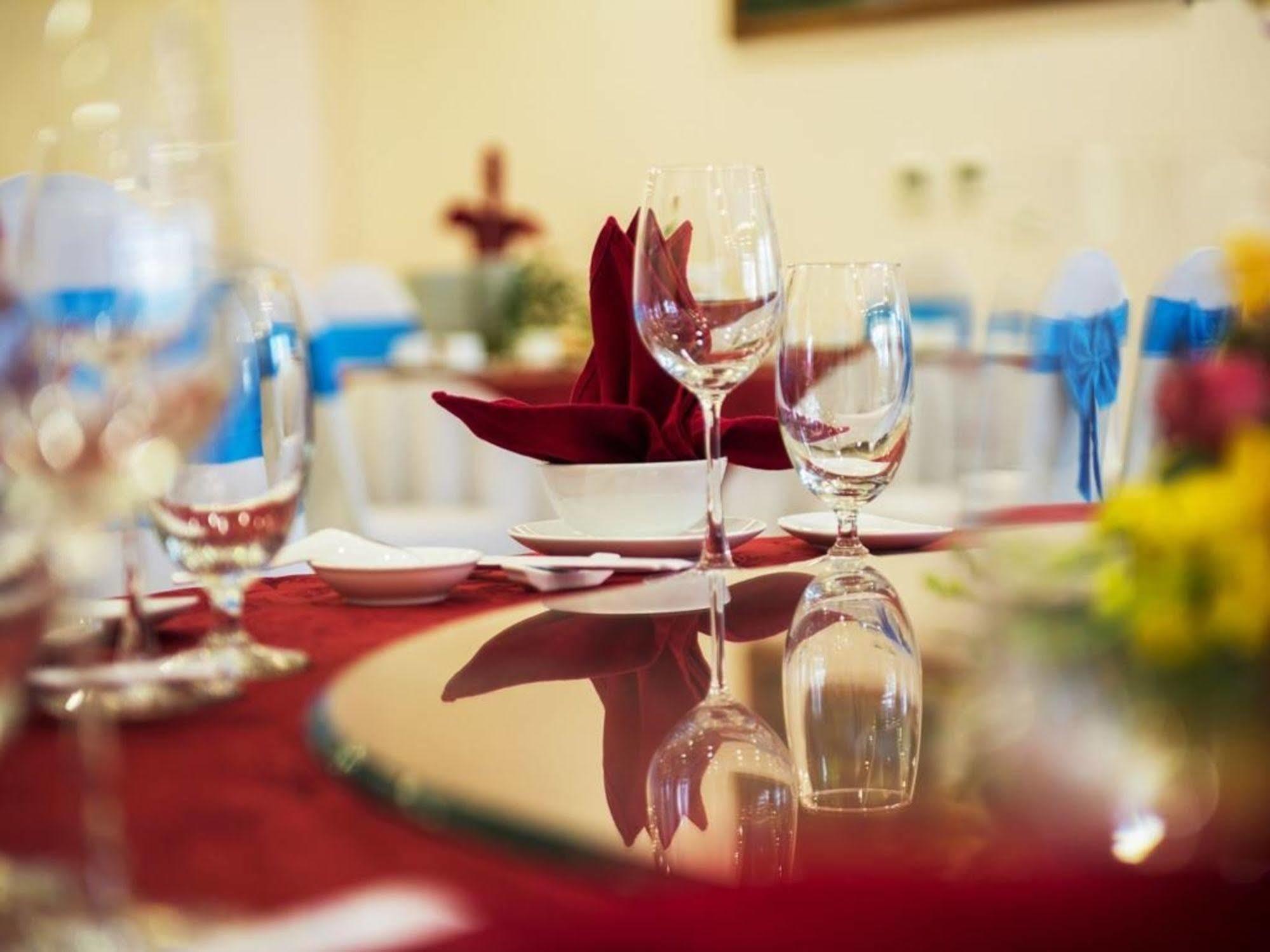 Lam Giang Hotel Vinh Extérieur photo