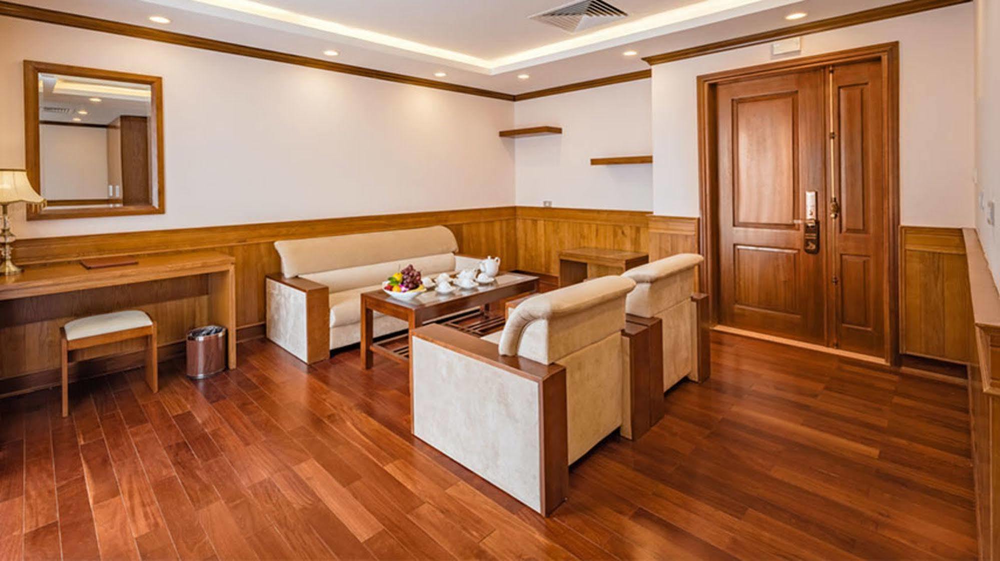 Lam Giang Hotel Vinh Extérieur photo