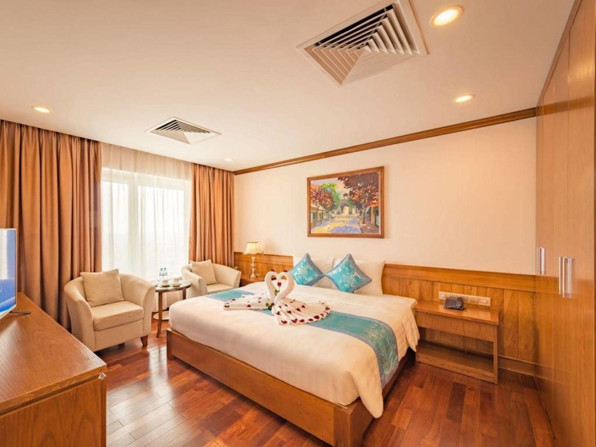Lam Giang Hotel Vinh Extérieur photo